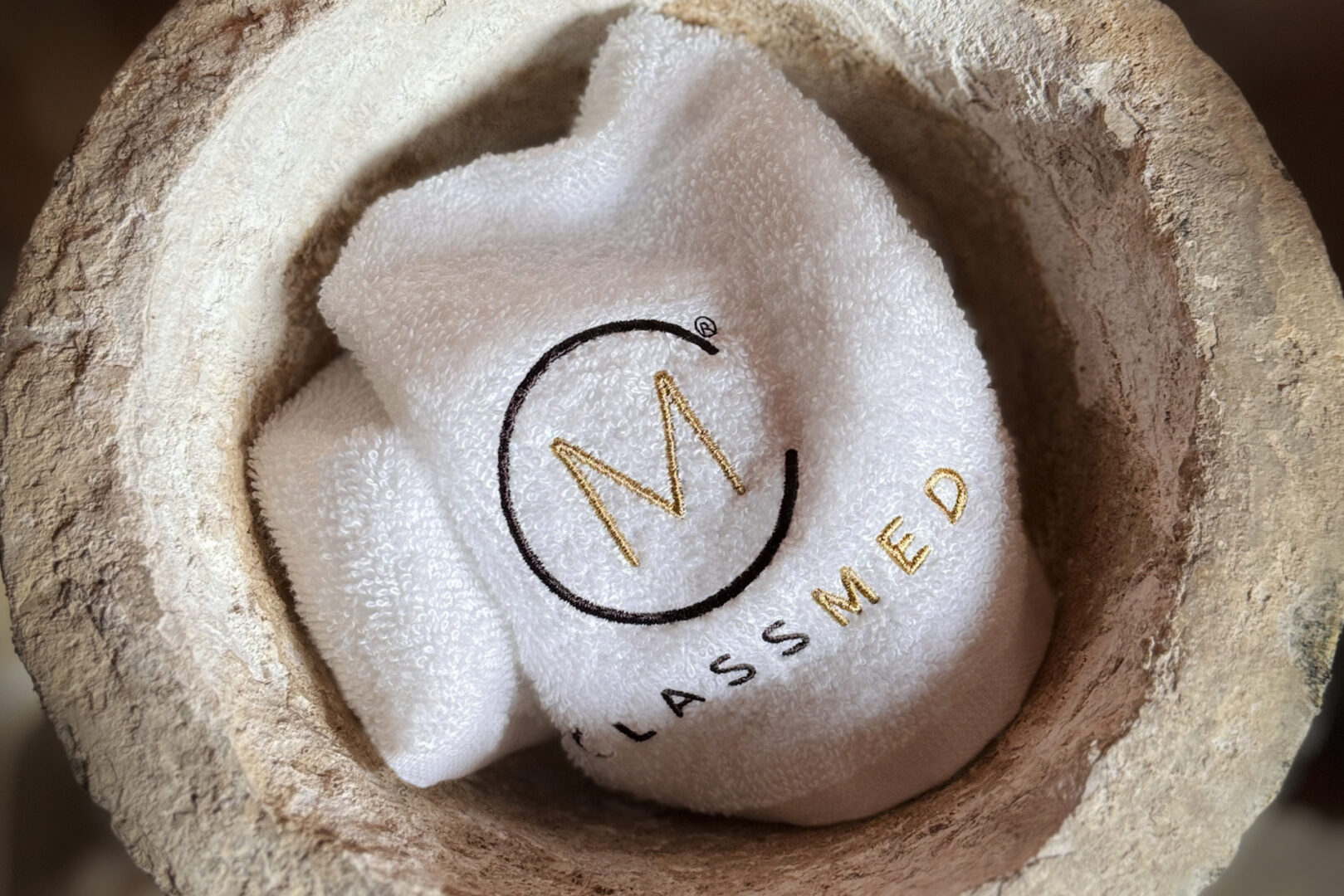 L'importanza del colore nella personalizzazione | Almatex Srl